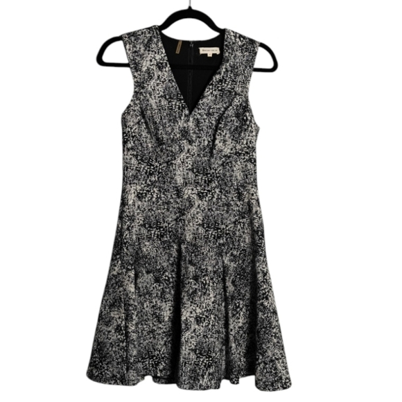 REBECCA TAYLOR Sleeveless Printed Textured Mini Dress Size 4 - Picture 1 of 16
